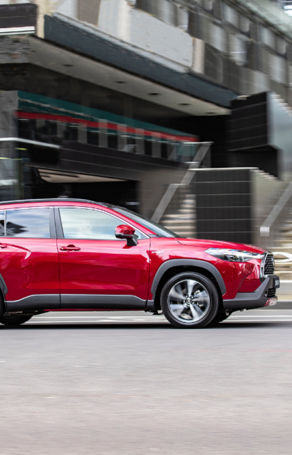 Blend of Power: Toyota's Game-Changing Hybrids Leading the Pack